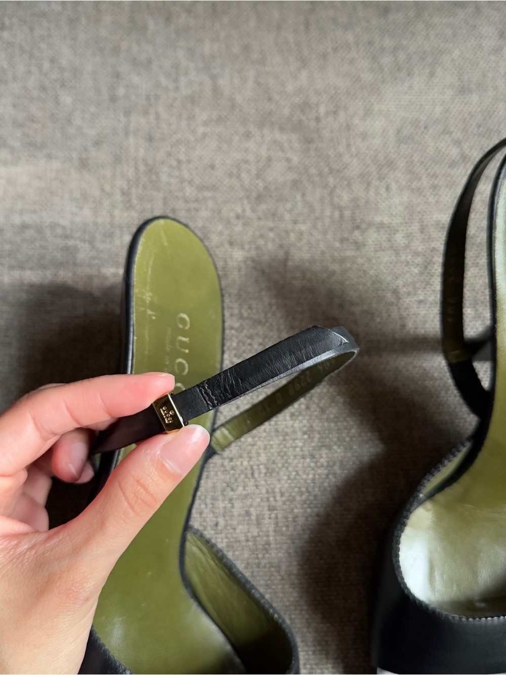 Vintage Gucci x Tom Ford black slingback heels - Picture 8 of 8